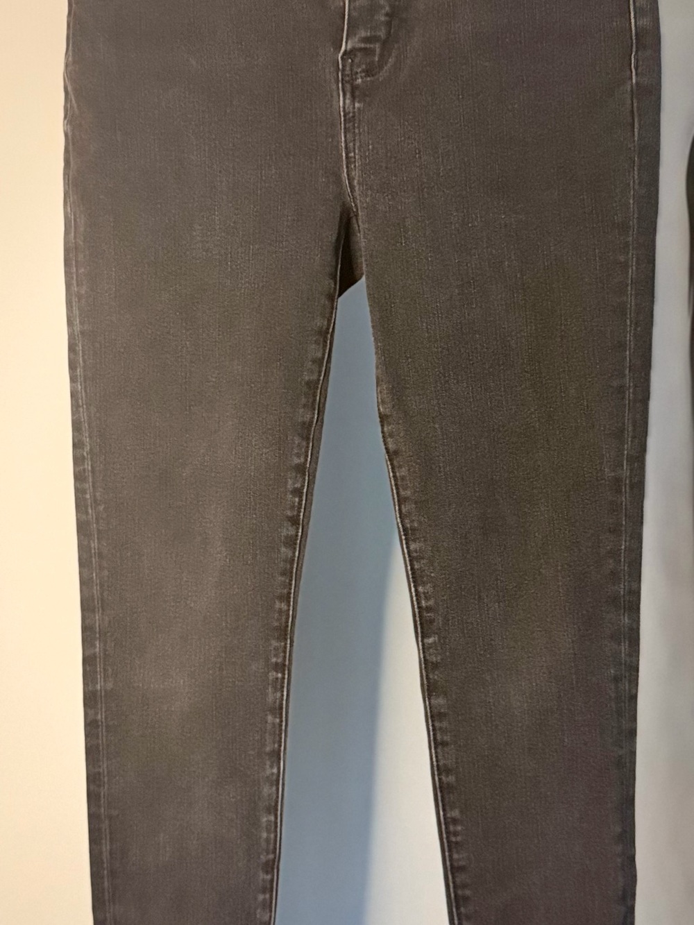 American Eagle Outfitters Charcoal Skinny Jeans